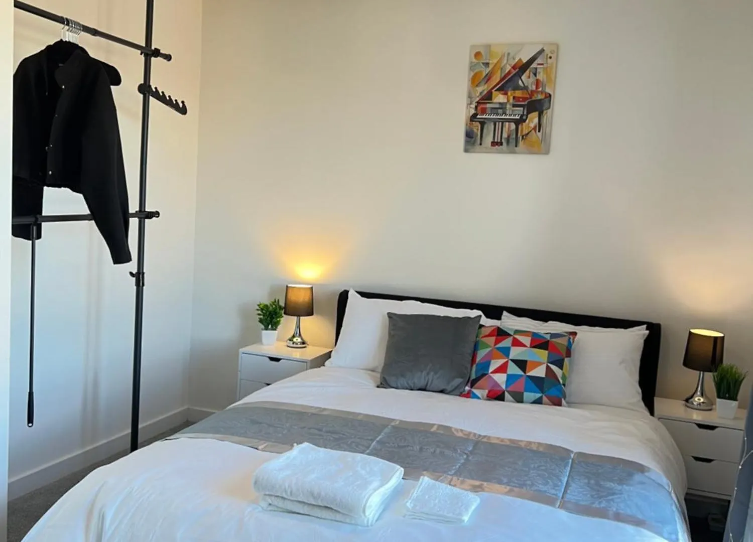 New Peaceful Luxury Home With Free Parkingwifi Sheffield 0*,
